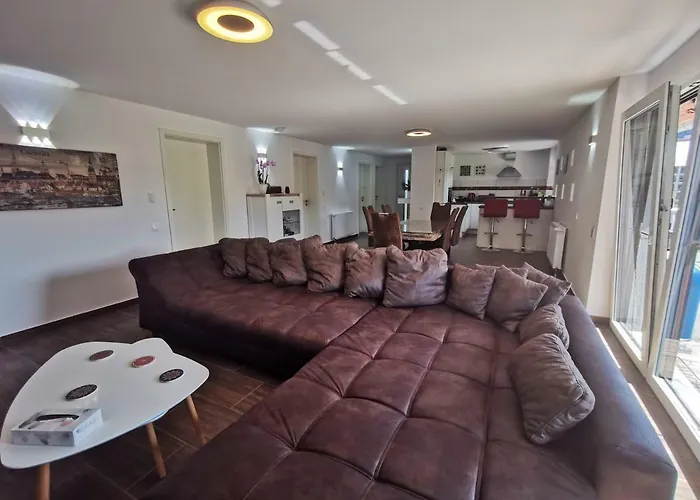 Vakantiehuis Oebel In *